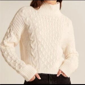 Abercrombie & Fitch Cable Knit Sweater